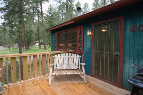 Roadrunner - Cozy Whirlpool Cabin in Upper Canyon House in Ruidoso