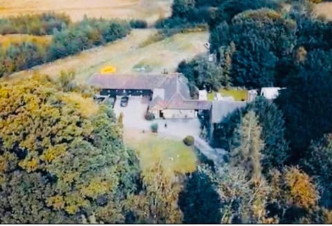 Oldlands Farmhouse Gatwick Vacation rental in Crawley