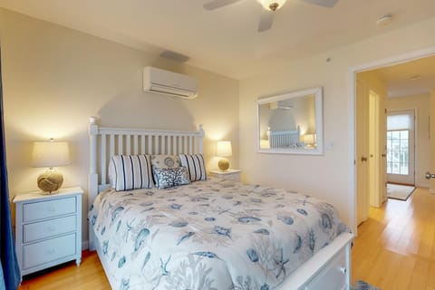 Bayside Beauty Apartment in North Truro