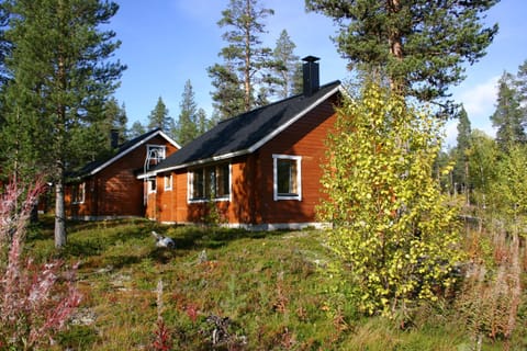 Jeris Lakeside Resort Cabins House in Lapland