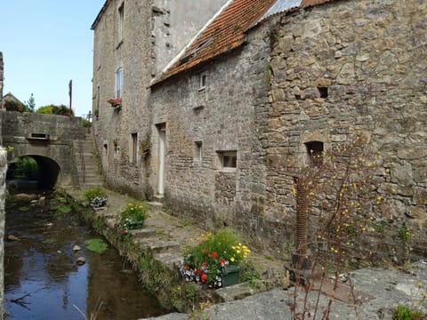 Chambres d'hôtes les Clématites en Cotentin Bed and Breakfast in Normandy