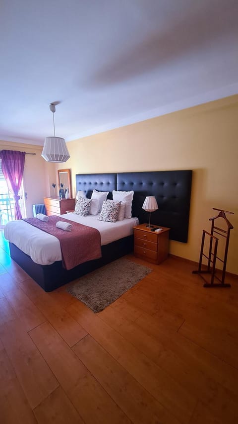 DOWNTOWN-Guest House Bed and Breakfast in Olhão