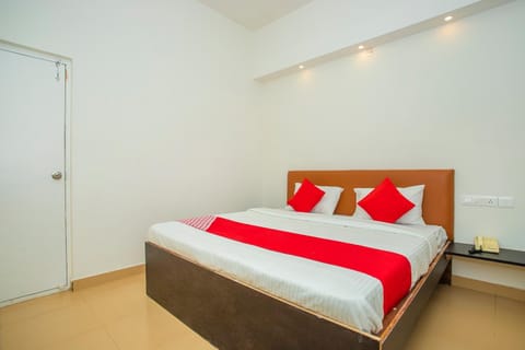 OYO 18544 Amm Residency Hotel in Bengaluru