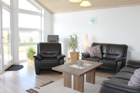 "Ferienhaus II - Hof Westensee" House in Grömitz