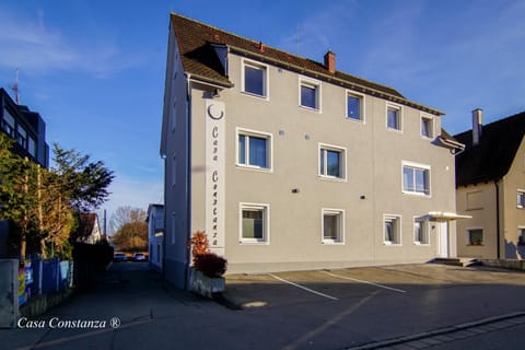 Casa Constanza Hotel Garni Alojamiento y desayuno in Friedrichshafen