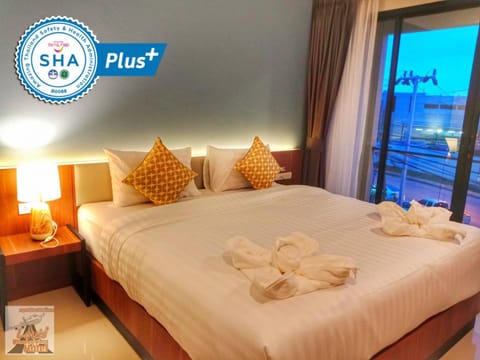Louis' Runway View Hotel - SHA Extra Plus Hotel in Mai Khao