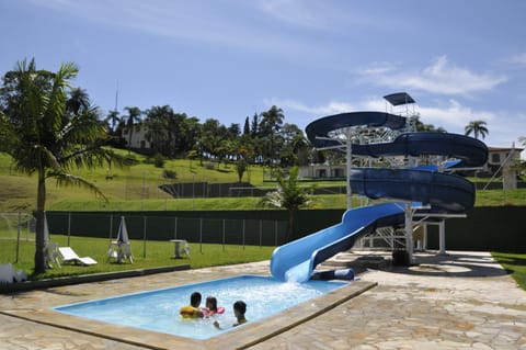 Day, Swimming pool, group of guests