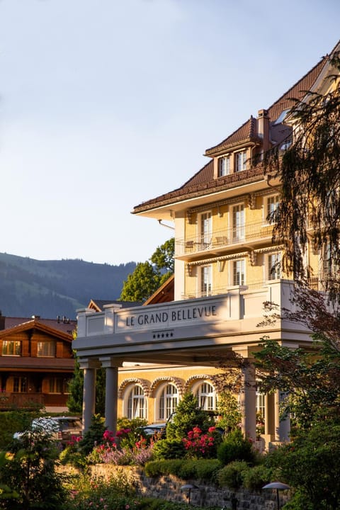 Le Grand Bellevue Hotel in Saanen