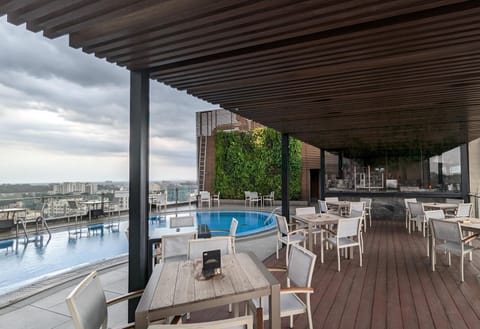 Balcony/Terrace, Swimming pool