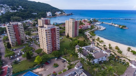 Sunset Two Bedroom Suite At Turtle Towers Condo in Ocho Rios