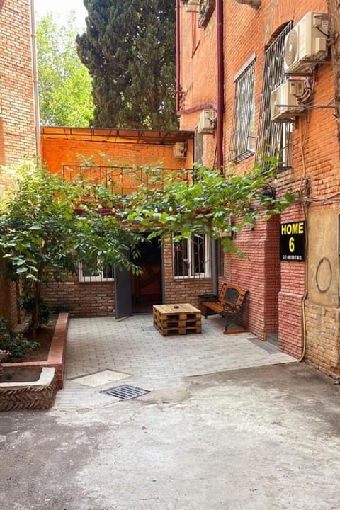 HOME 6 Bed and Breakfast in Tbilisi, Georgia