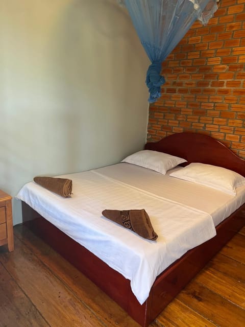 ING ING GUESTHOUSE Bed and Breakfast in Sihanoukville