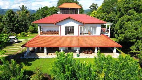 Property building, Natural landscape, Garden, Garden view