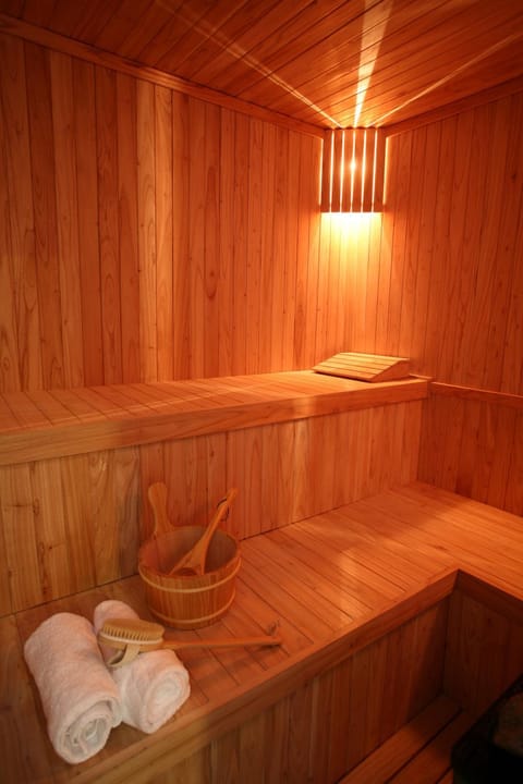 Activities, Sauna, Spa and wellness centre/facilities