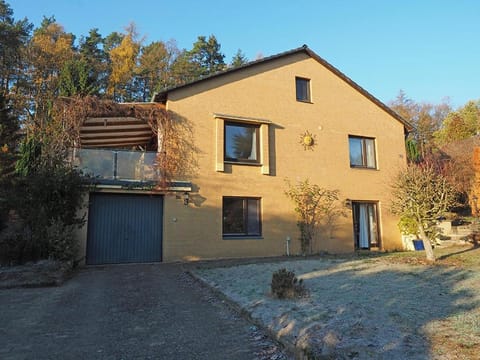 Property building, Facade/entrance, Garden