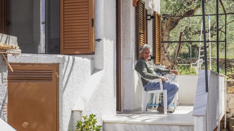 People, Balcony/Terrace