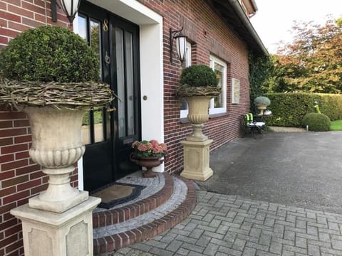 Pension Landart Alojamiento y desayuno in Wangerland