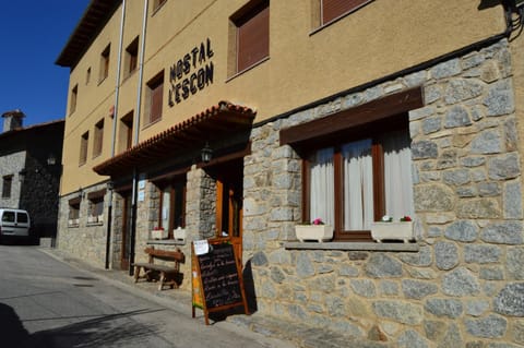 Hostal l'Escon Hotel in Garrotxa