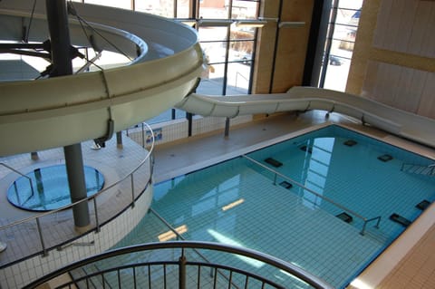 Spa and wellness centre/facilities, Swimming pool