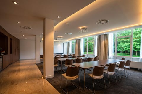 Business facilities, Meeting/conference room