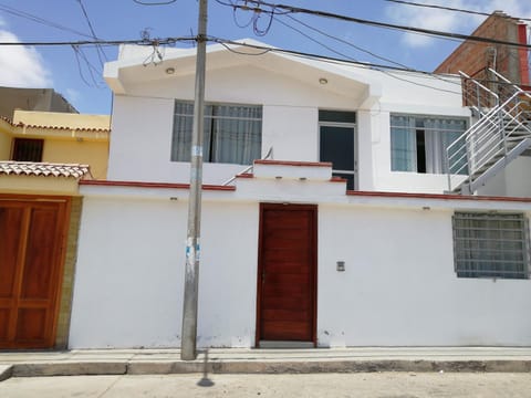 CASA F'BALUA House in Tacna
