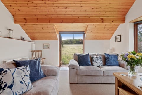 Y Bwthyn Apartment in Nolton and Roch