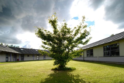 Facade/entrance, Garden