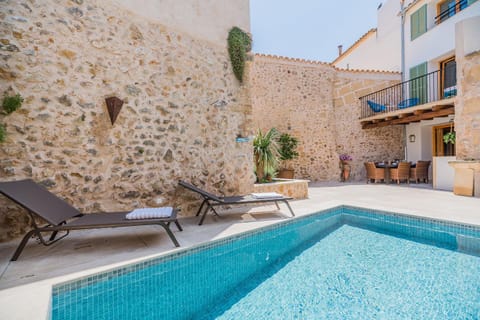 Can Bons Aires by SunVillas Mallorca Chalet in Pollença