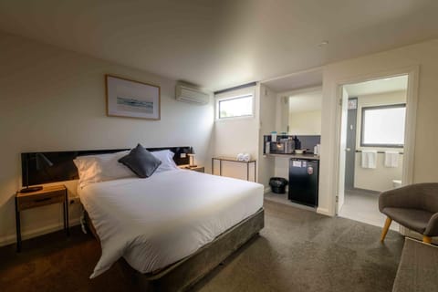 Georges Bay Apartments Aparthotel in St Helens