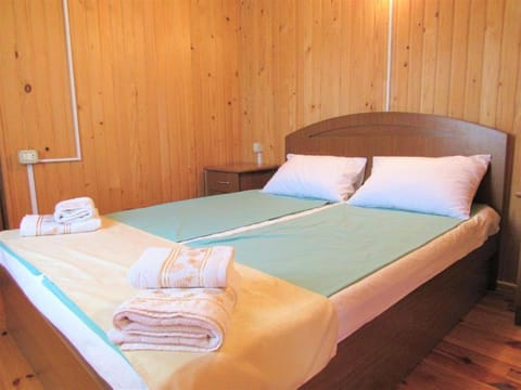 Arpa Valley Cabin Bed and Breakfast in Armenia