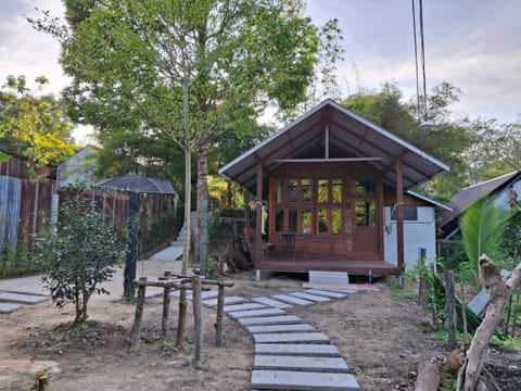 Phayam Valley Homestay Villa in Ko Phayam