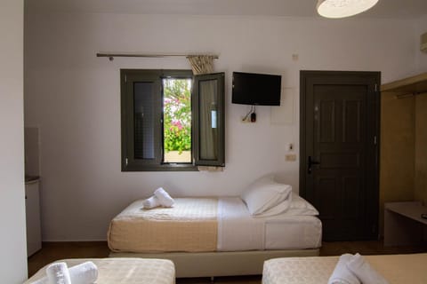 Phevos Villa Apartment hotel in Perissa