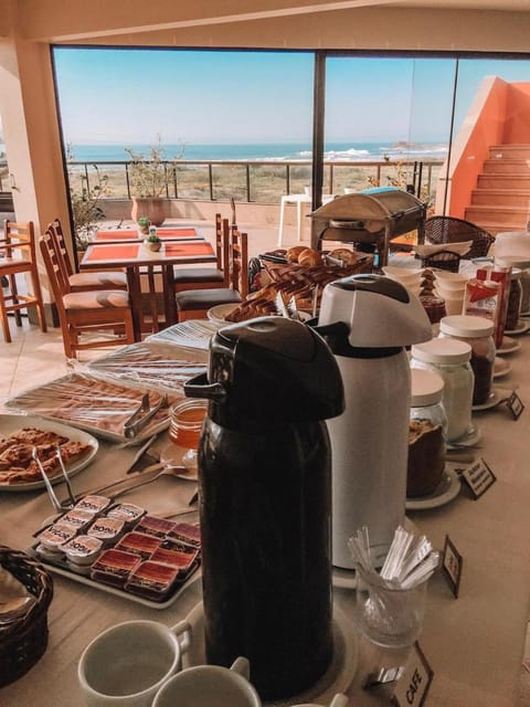 Sea view, Breakfast, Continental breakfast, Buffet breakfast