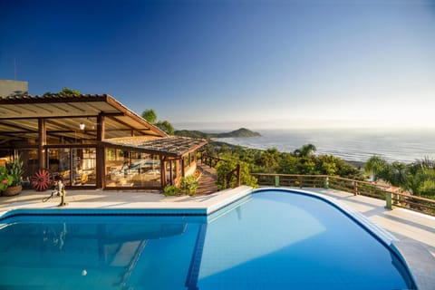 Lounge or bar, On site, Mountain view, Pool view, Sea view, Swimming pool, Sunrise