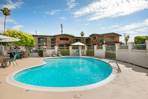 Pool view, Swimming pool