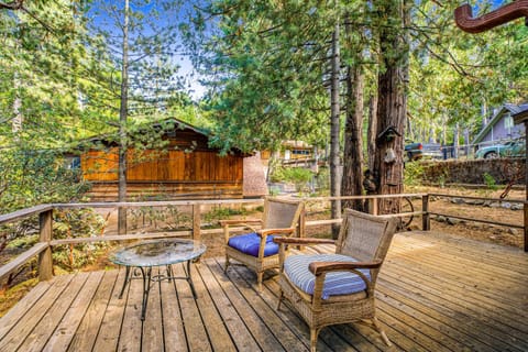 Walden in the Woods House in Idyllwild-Pine Cove