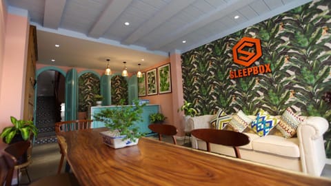 Sleep Box Hostel Phú Quốc Bed and Breakfast in Phu Quoc