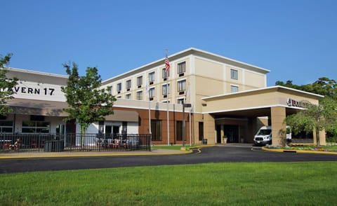 DoubleTree by Hilton Mahwah Hotel in Mahwah