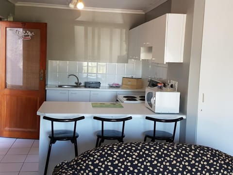 Serengeti Heide Self Catering Flats Eigentumswohnung in Cape Town