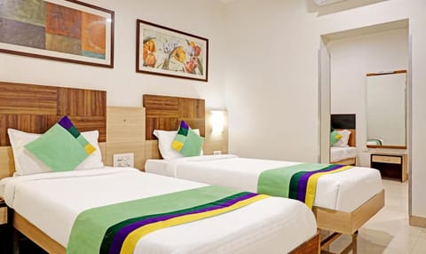 Hotel Madhav International Pune Railway Station Hotel in Pune