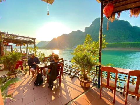 Patio, Balcony/Terrace, River view, Sunset