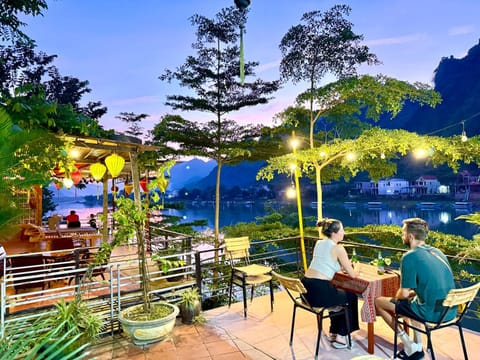 Phong Nha Coco Riverside Hotel in Laos