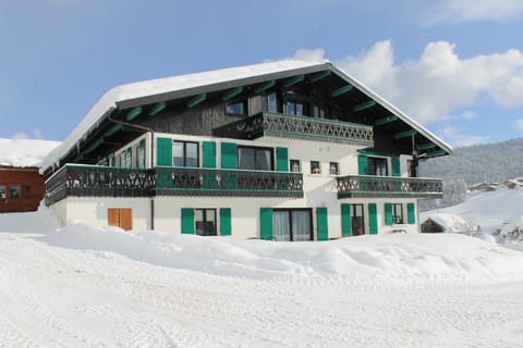 Property building, Winter