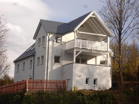 Villa Panorama Villa in Lower Silesian Voivodeship