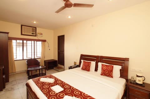 Lloyds Serviced Apartments, Near Music Academy Bed and Breakfast in Chennai