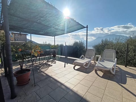 Appartamenti Casa Nina, lago,montagne, uliveti House in Brenzone sul Garda