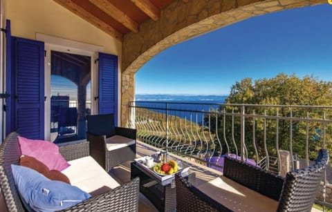 Gorgeous sea-view VillaSol with pool & BBQ House in Istria County