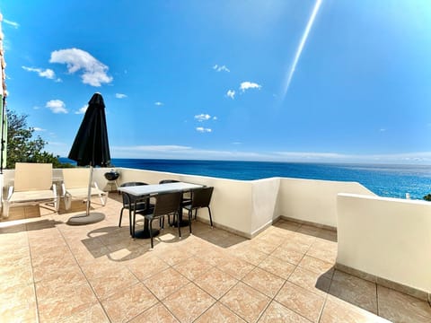 Patio, Natural landscape, View (from property/room), Balcony/Terrace, Sea view