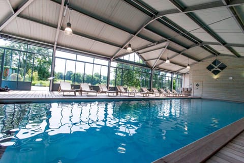 Swimming pool, Swimming pool