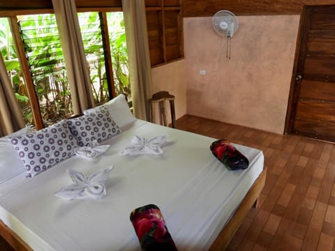 Iguanitas Lodge Bed and Breakfast in Alajuela Province